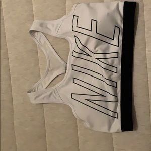 Women’s Large Nike Dri-fit sports bra